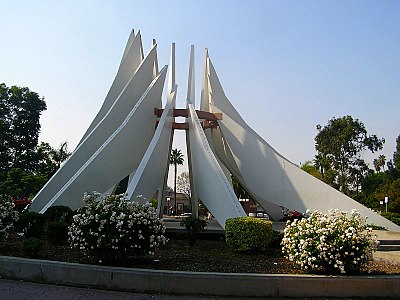 Compton